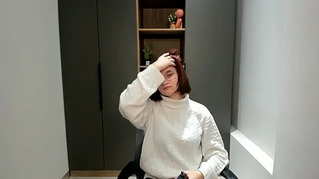 TemekaCritcher online show from November 27, 2025, 6:37 am