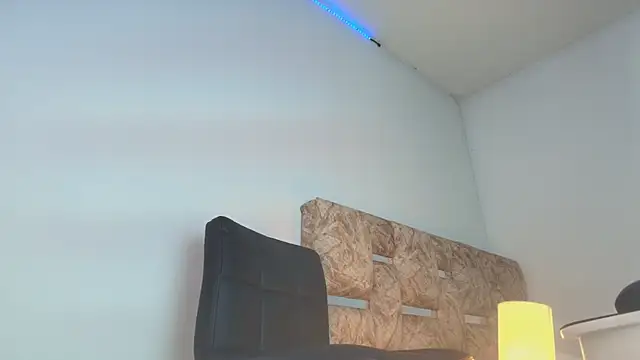 Brianny X online show from April 28, 2026, 10:15 pm