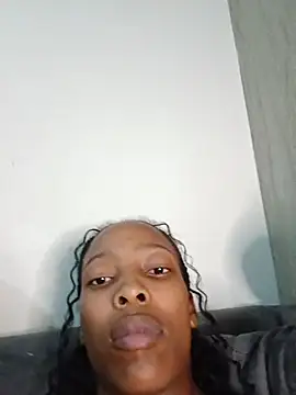 MsParisSmith online show from February 24, 2026, 8:07 pm