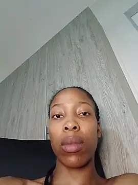 MsParisSmith online show from March 29, 2026, 5:29 am