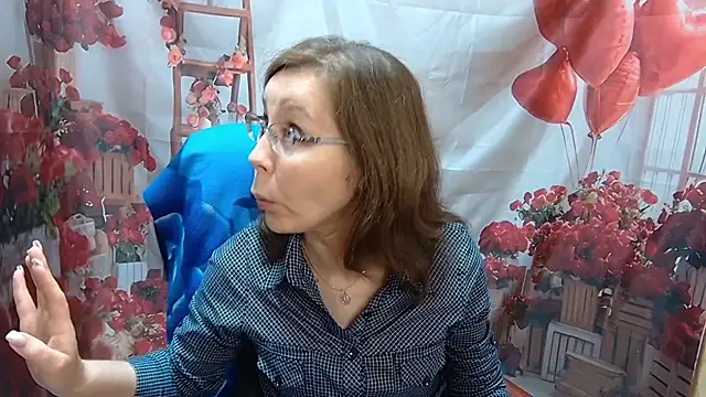 Snapshot of DaisyEdit chatting on May 30, 2026, 5:48 am DaisyEdit online show from May 30, 2026, 5:48 am