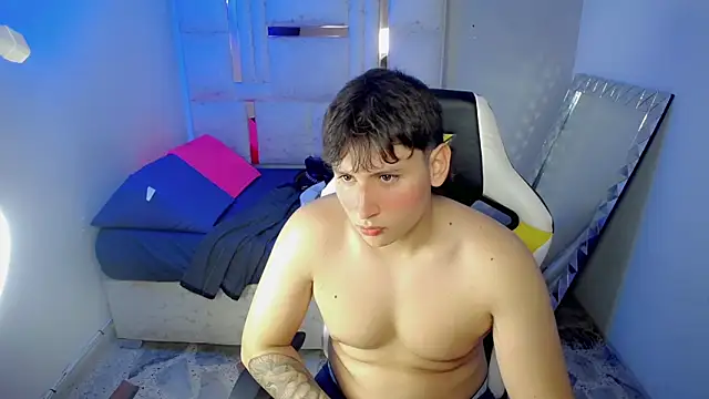 Snapshot of d_moneyy_ chatting on December 22, 2025, 3:36 am d moneyy online show from December 22, 2025, 3:36 am