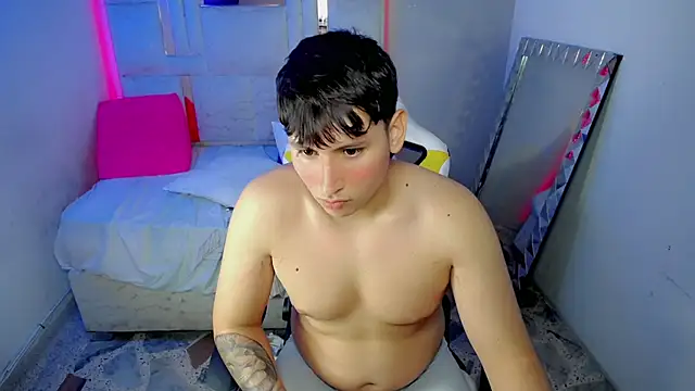 Snapshot of d_moneyy_ chatting on January 10, 2026, 8:49 am d moneyy online show from January 10, 2026, 8:49 am