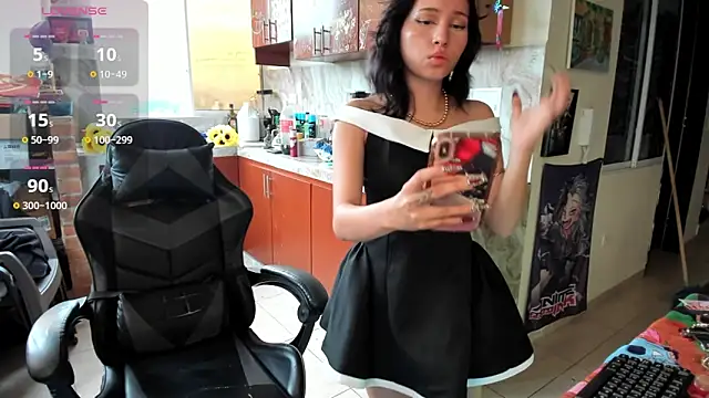 Marceline77 online show from November 28, 2025, 9:50 pm