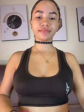 ZoeyFierce online show from February 19, 2026, 1:07 pm