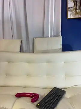 ZoeyFierce online show from March 18, 2026, 1:47 pm