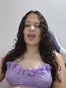 Alana 444 online show from May 22, 2026, 4:08 am