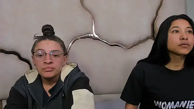 Alyssa Noah online show from March 19, 2026, 3:21 am