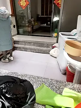 mimi2052 online show from January 12, 2026, 12:27 am