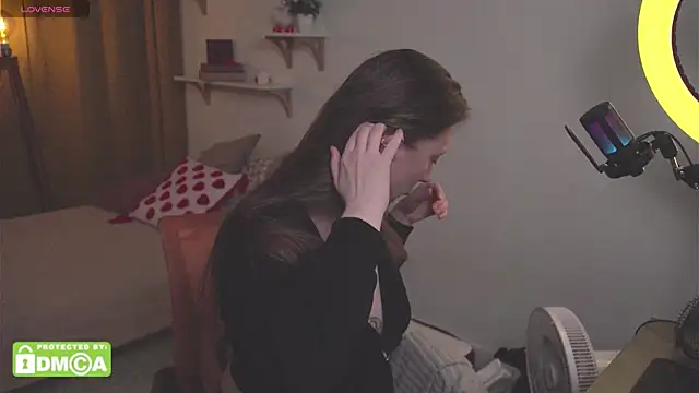 Snapshot of Helga_vibe chatting on April 15, 2026, 8:53 pm Helga vibe online show from April 15, 2026, 8:53 pm