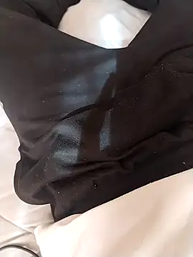 Snapshot of Yordivil1 chatting on November 27, 2025, 8:55 pm Yordivil1 online show from November 27, 2025, 8:55 pm