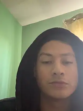 Snapshot of aelor2028 chatting on November 29, 2025, 2:53 pm aelor2028 online show from November 29, 2025, 2:53 pm