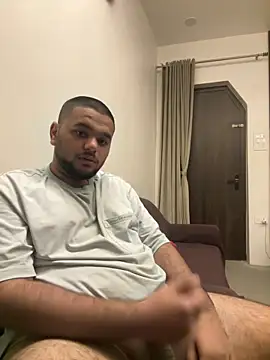 Noavacado  online show from February 10, 2026, 12:42 pm