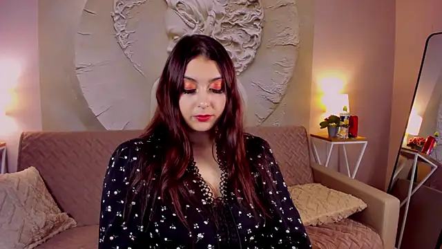 Snapshot of EvelineLaws chatting on November 29, 2025, 10:29 am EvelineLaws online show from November 29, 2025, 10:29 am