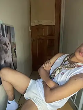 Snapshot of asiantwink0000 chatting on February 3, 2026, 6:40 am asiantwink0000 online show from February 3, 2026, 6:40 am