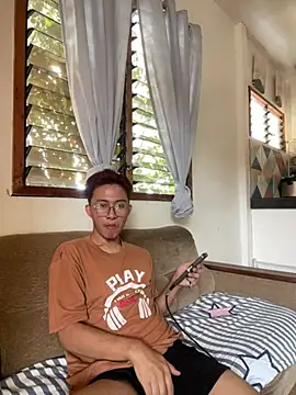 Snapshot of asiantwink0000 chatting on February 9, 2026, 4:38 am asiantwink0000 online show from February 9, 2026, 4:38 am