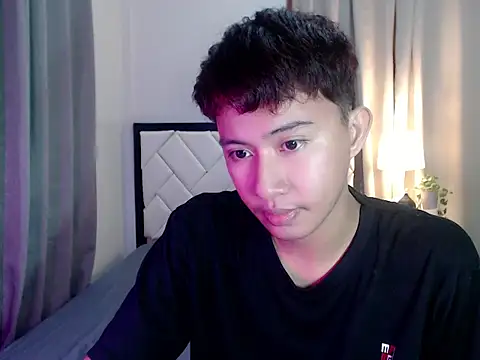 Snapshot of asiantwink0000 chatting on February 15, 2026, 4:36 pm asiantwink0000 online show from February 15, 2026, 4:36 pm