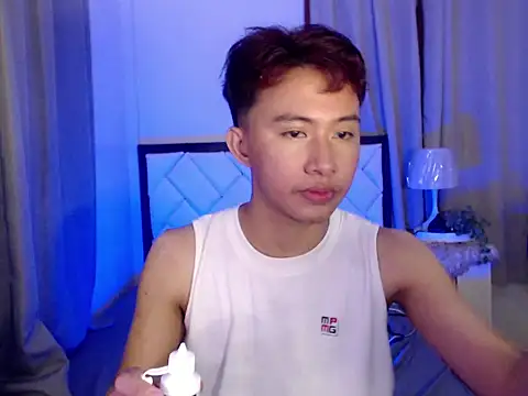 Snapshot of asiantwink0000 chatting on February 25, 2026, 8:40 pm asiantwink0000 online show from February 25, 2026, 8:40 pm