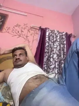 Saxymood1111 online show from April 15, 2026, 7:58 pm