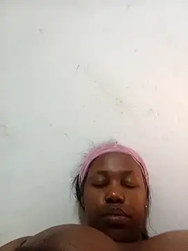 chubbyT01 online show from January 18, 2026, 10:13 pm