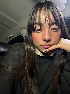 Mia fiire online show from January 17, 2026, 3:00 am