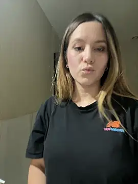 Snapshot of Nasss7 chatting on February 11, 2026, 3:39 pm Nasss7 online show from February 11, 2026, 3:39 pm