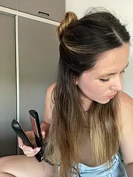 Snapshot of Nasss7 chatting on February 19, 2026, 6:04 pm Nasss7 online show from February 19, 2026, 6:04 pm