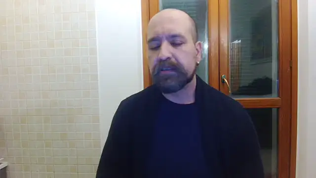 AMIRDIB2025 online show from April 16, 2026, 9:39 pm