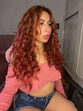 PrettyChloe  online show from May 19, 2026, 6:58 pm