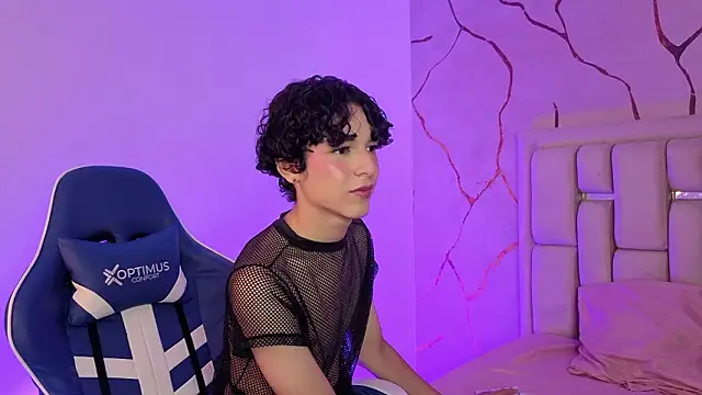 SthepanodiMonaco online show from March 20, 2026, 3:55 am