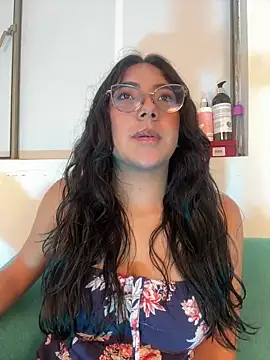 Snapshot of Dafne_se chatting on February 8, 2026, 12:14 am Dafne se online show from February 8, 2026, 12:14 am