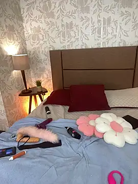 Snapshot of Paolagh_ chatting on February 26, 2026, 3:27 am Paolagh online show from February 26, 2026, 3:27 am