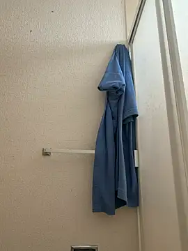 Charlyy1703 online show from April 16, 2026, 3:57 pm