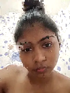 Cute diya023 online show from May 13, 2026, 3:37 am