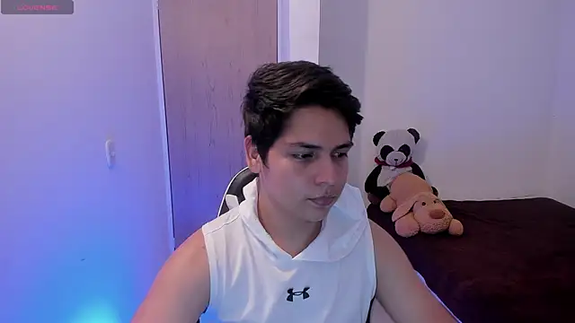 Asta YunoXXX online show from April 10, 2026, 7:35 am