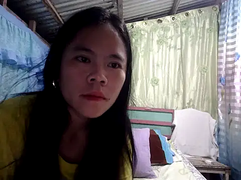 xxdreamgirl69 online show from February 18, 2026, 2:13 pm