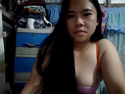 xxdreamgirl69 online show from April 8, 2026, 10:10 pm