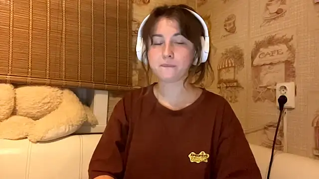 Tessa Muse online show from November 30, 2025, 3:27 pm