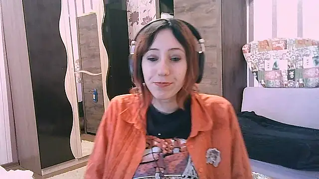 Snapshot of AmandaGimenez chatting on December 1, 2025, 11:04 am AmandaGimenez online show from December 1, 2025, 11:04 am