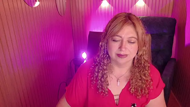 MilfArlet online show from February 21, 2026, 1:56 pm