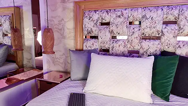 Snapshot of emily_dempsey chatting on February 12, 2026, 7:09 pm emily dempsey online show from February 12, 2026, 7:09 pm