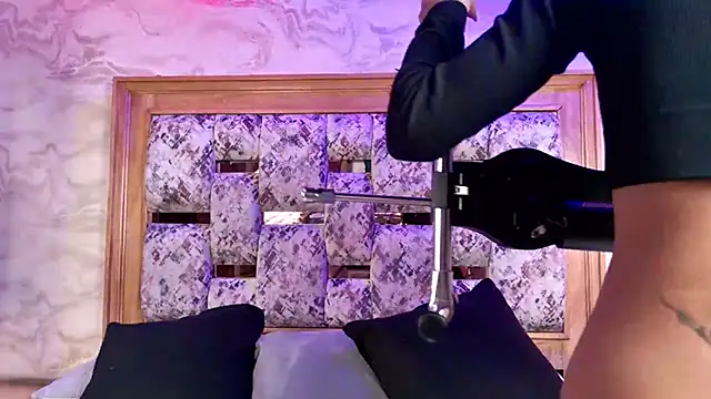 Snapshot of emily_dempsey chatting on February 22, 2026, 7:12 pm emily dempsey online show from February 22, 2026, 7:12 pm