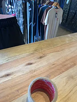 summerpremium online show from December 4, 2025, 3:21 pm