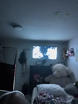 santinaughty online show from May 25, 2026, 10:49 pm