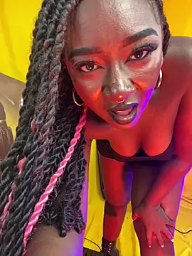 Snapshot of ZahhyGrey chatting on February 21, 2026, 10:55 pm ZahhyGrey online show from February 21, 2026, 10:55 pm