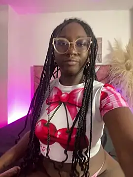 ZahhyGrey online show from April 18, 2026, 10:32 pm