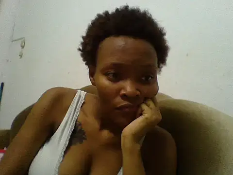 tasylovee online show from November 29, 2025, 4:37 am