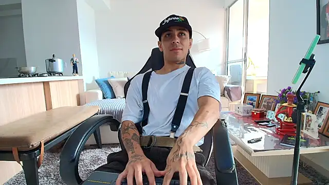 liorvante online show from February 16, 2026, 3:08 pm