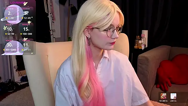 Kitty smalltits online show from January 7, 2026, 4:26 am