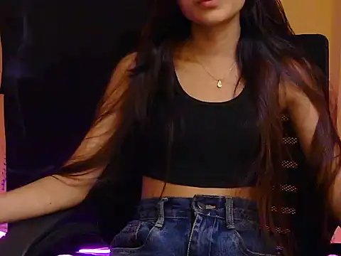 ItsArohi online show from December 1, 2025, 10:42 am